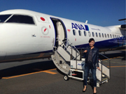 ①飛行機