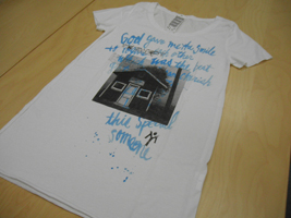 Tシャツ全体